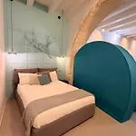 Insula - & Comfort In Ortigia *