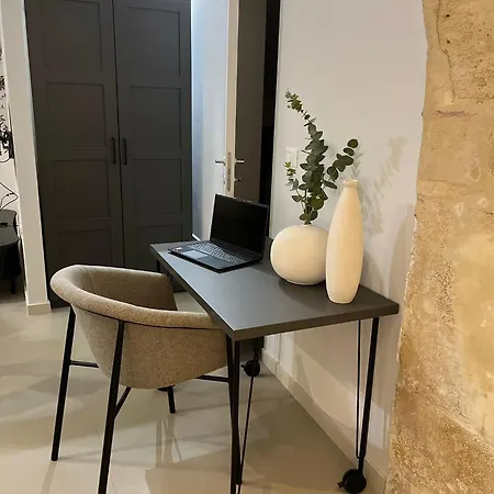 Insula - & Comfort In Ortigia Lägenhet Syrakusa