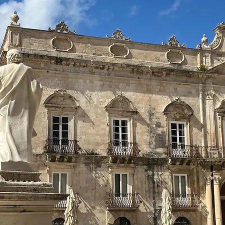 Lägenhet Insula - & Comfort In Ortigia