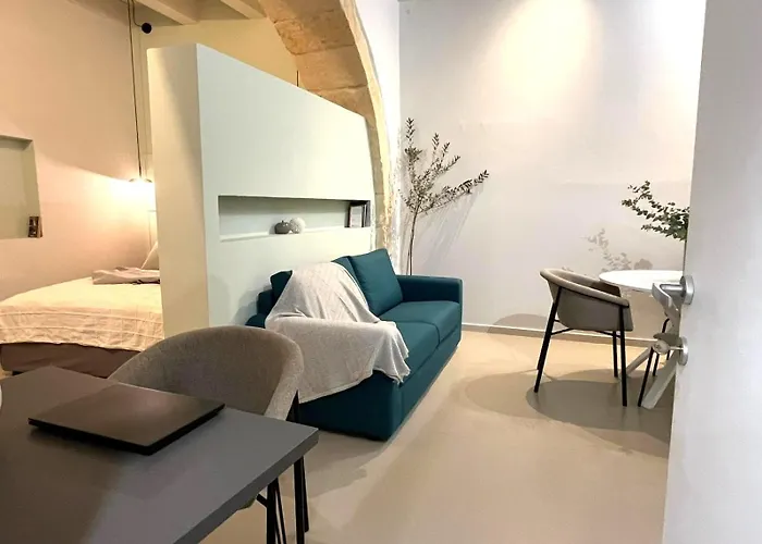 Insula - & Comfort In Ortigia